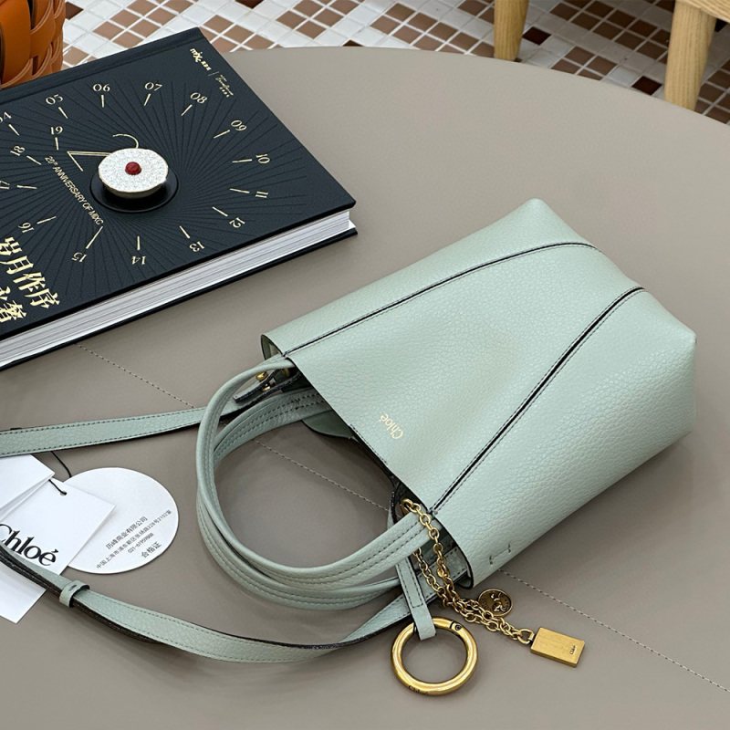 CHLOÉ SMALL CHLOÉ SPIN TOTE BAG IN GRAINED LEATHER