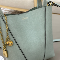 CHLOÉ SMALL CHLOÉ SPIN TOTE BAG IN GRAINED LEATHER