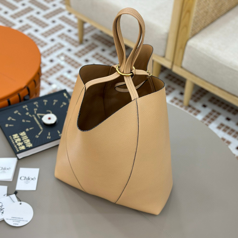 LARGE CHLOÉ SPIN TOTE BAG IN GRAINED LEATHER