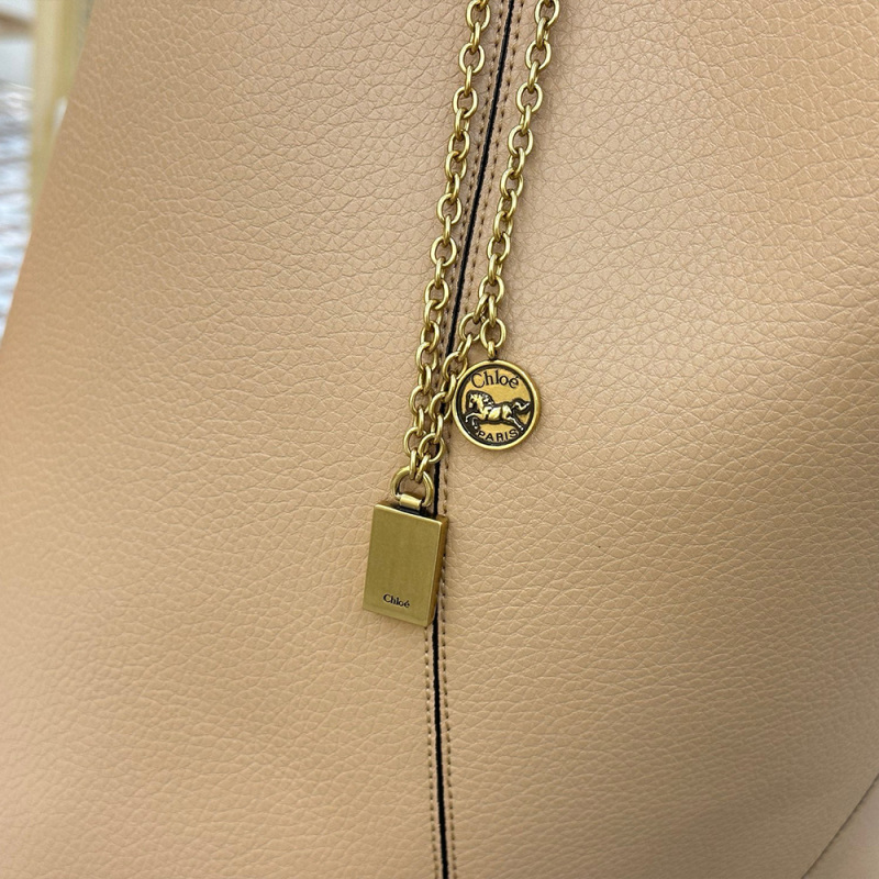 LARGE CHLOÉ SPIN TOTE BAG IN GRAINED LEATHER
