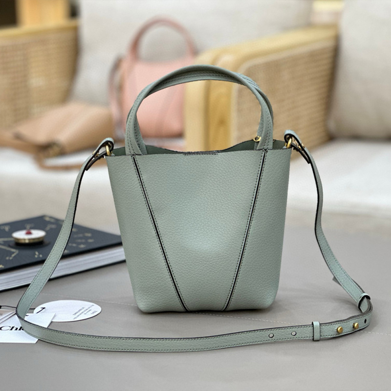 CHLOÉ SMALL CHLOÉ SPIN TOTE BAG IN GRAINED LEATHER