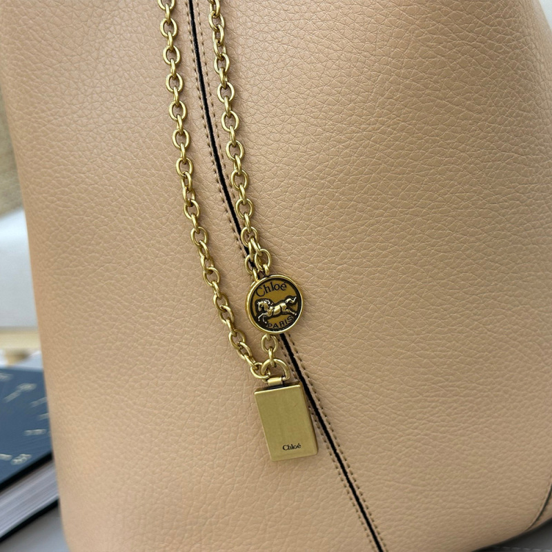 CHLOÉ SPIN TOTE BAG IN GRAINED LEATHER