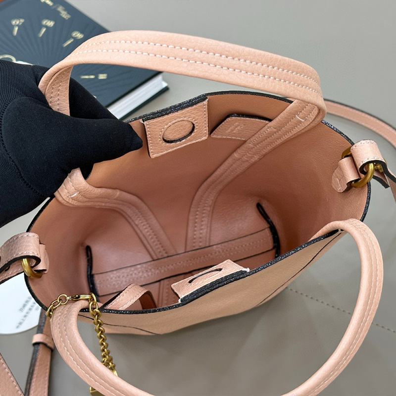 CHLOÉ SMALL CHLOÉ SPIN TOTE BAG IN GRAINED LEATHER