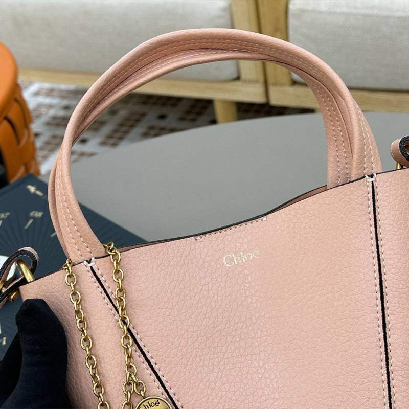 CHLOÉ SMALL CHLOÉ SPIN TOTE BAG IN GRAINED LEATHER