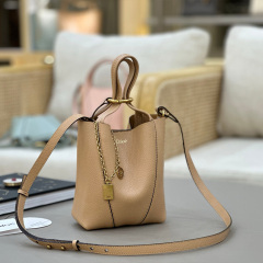 CHLOÉ SMALL CHLOÉ SPIN TOTE BAG IN GRAINED LEATHER