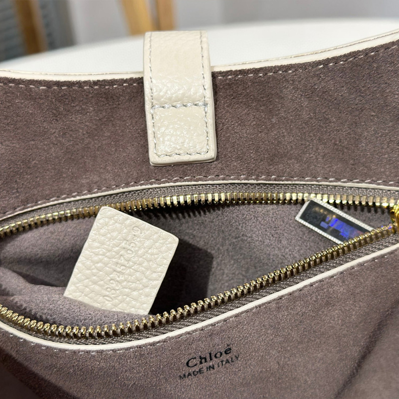 CHLOÉ SMALL MARCIE HOBO BAG