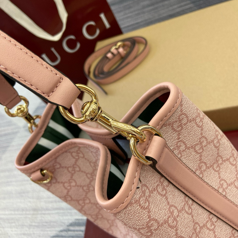 GUCCI GG Emblem small bucket bag