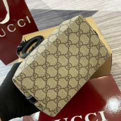 GUCCI GG Emblem small bucket bag