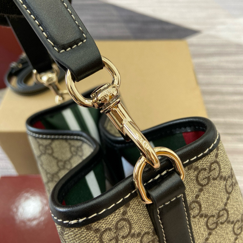 GUCCI GG Emblem small bucket bag