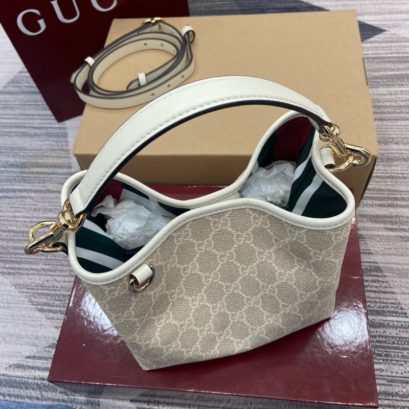 GUCCI GG Emblem small bucket bag