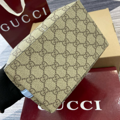 GUCCI GG Emblem small bucket bag