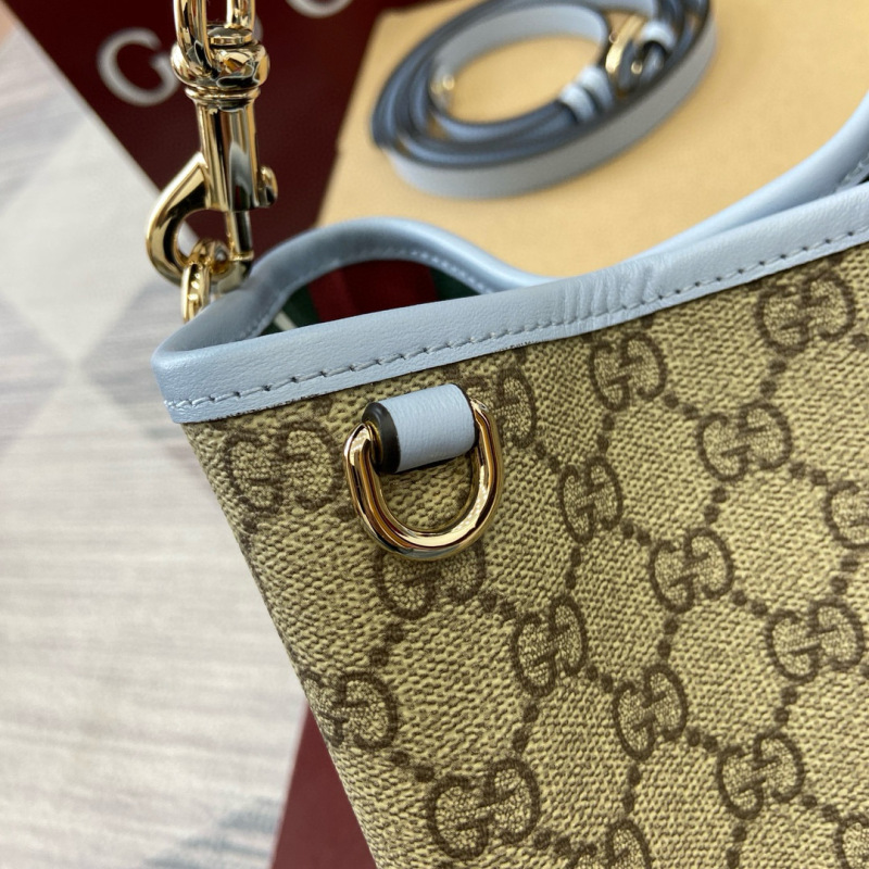 GUCCI GG Emblem small bucket bag