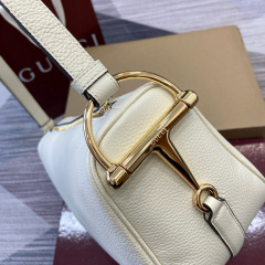 GUCCI Half Horsebit medium shoulder bag