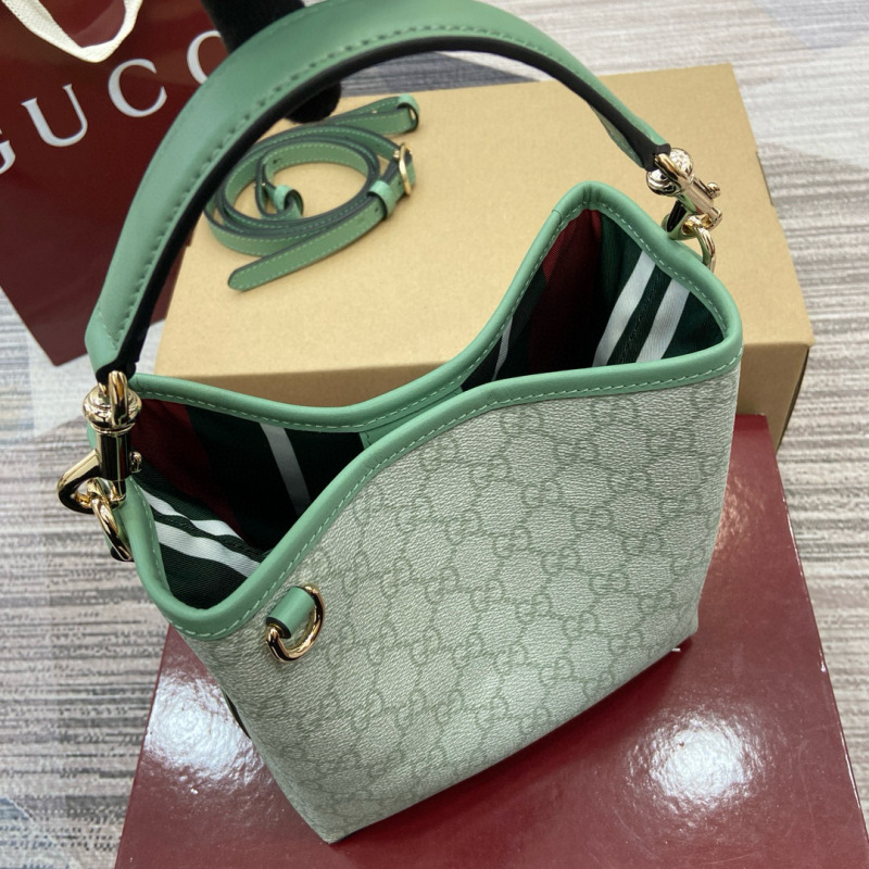 GUCCI GG Emblem small bucket bag