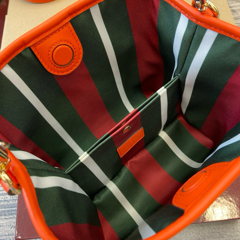 GUCCI GG Emblem small bucket bag