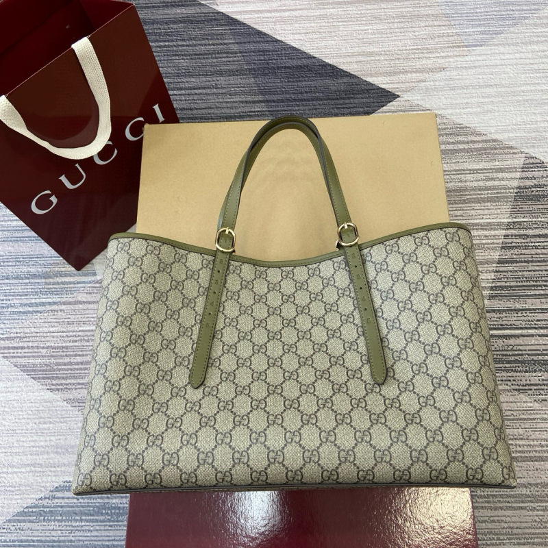 GUCCI GG Emblem large tote bag