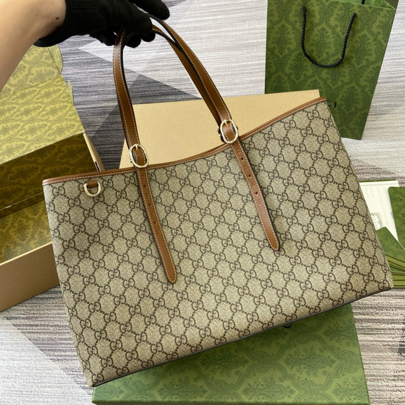 GUCCI GG Emblem large tote bag