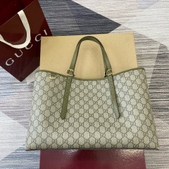 GUCCI GG Emblem large tote bag