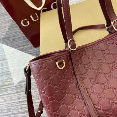 GUCCI GG Emblem medium tote bag