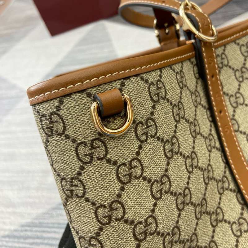 GUCCI GG Emblem maxi tote bag