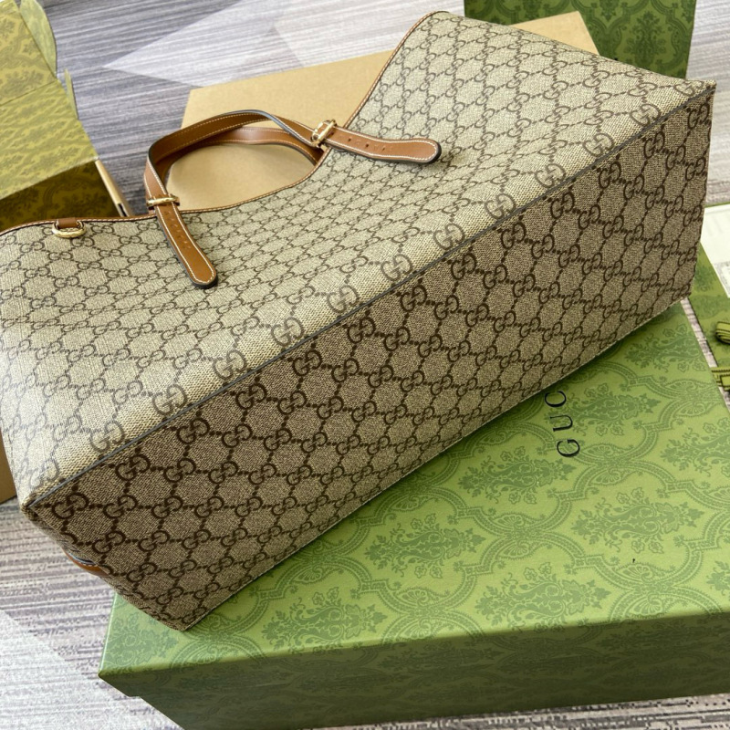 GUCCI GG Emblem large tote bag