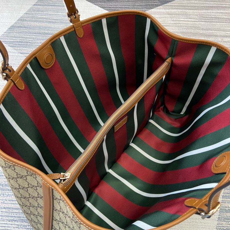 GUCCI GG Emblem maxi tote bag