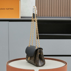LV Borsa Saint Germain BB Handbag
