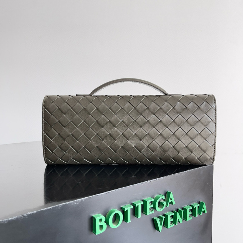BOTTEGA VENETA Andiamo Clutch Bag