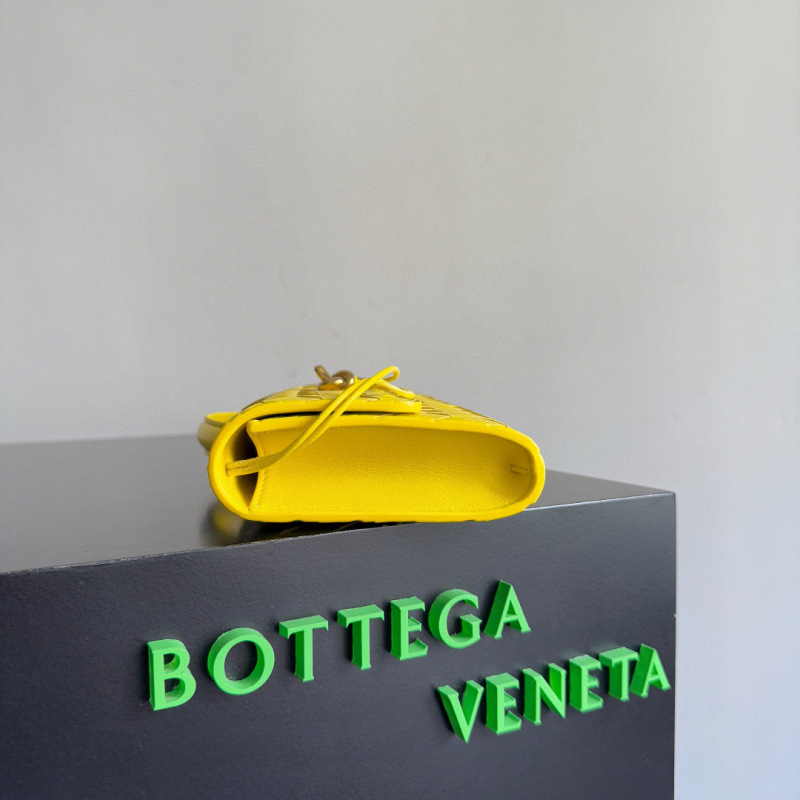 BOTTEGA VENETA Andiamo Clutch Bag