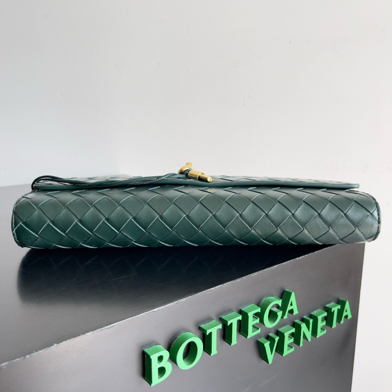 BOTTEGA VENETA Andiamo Clutch Bag