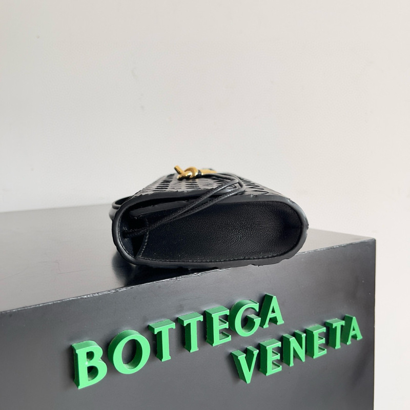 BOTTEGA VENETA Andiamo Clutch Bag