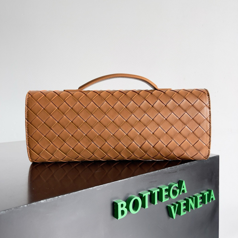 BOTTEGA VENETA Andiamo Clutch Bag