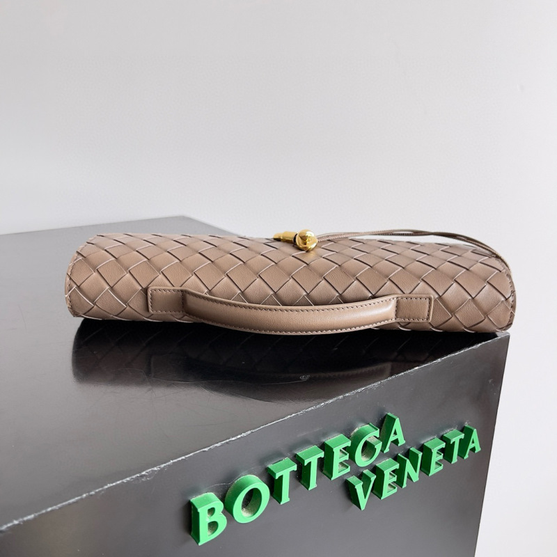 BOTTEGA VENETA Andiamo Clutch Bag