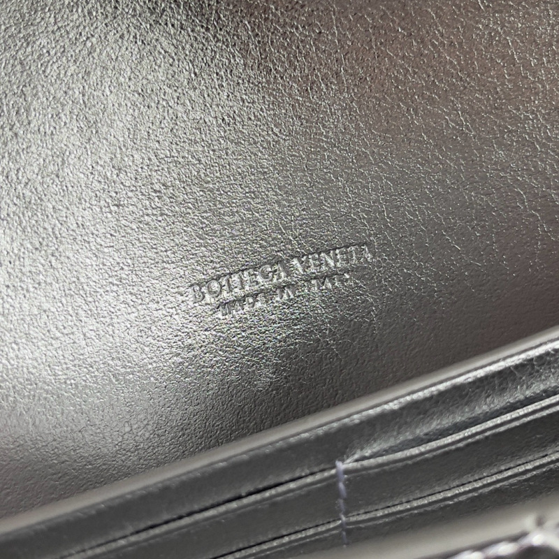 BOTTEGA VENETA Andiamo Clutch Bag