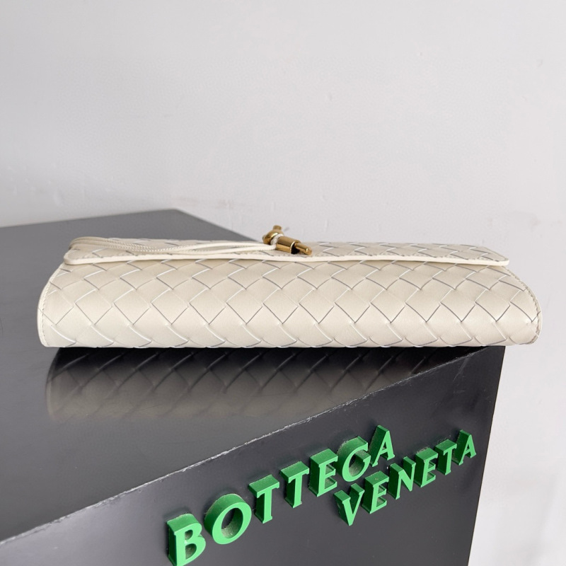 BOTTEGA VENETA Andiamo Clutch Bag
