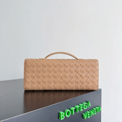 BOTTEGA VENETA Andiamo Clutch Bag