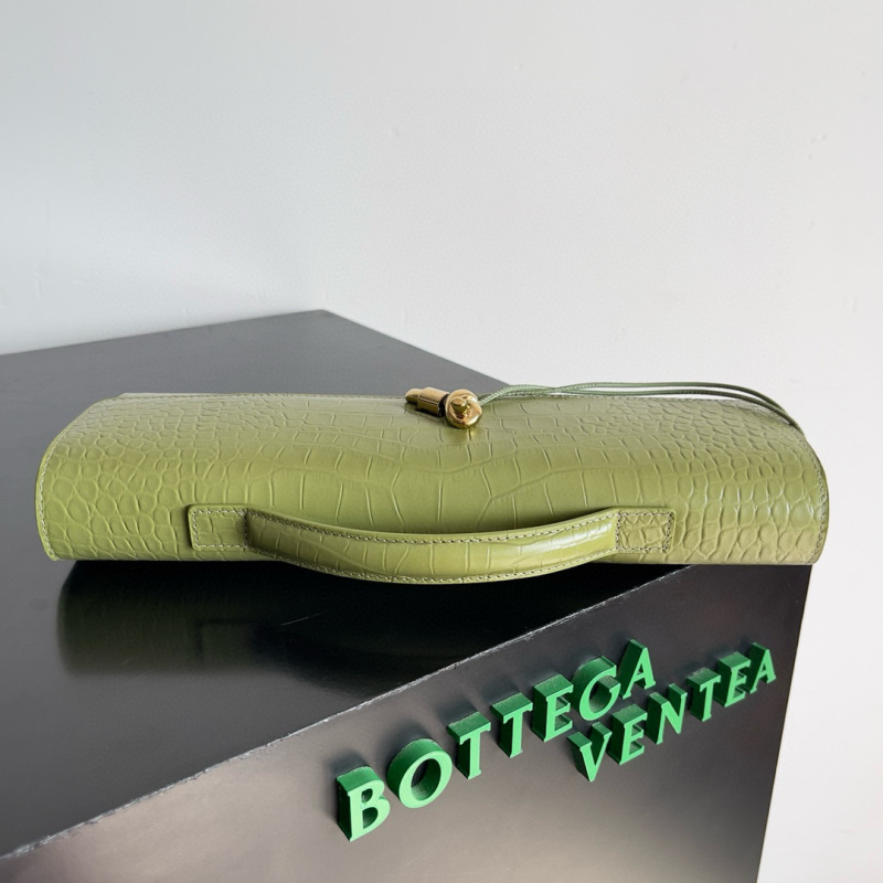 BOTTEGA VENETA Andiamo Clutch Bag