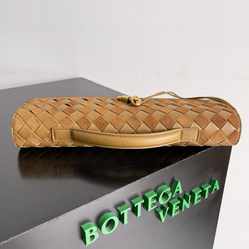 BOTTEGA VENETA Andiamo Clutch Bag