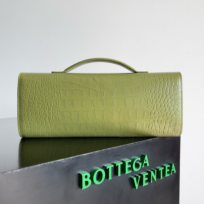 BOTTEGA VENETA Andiamo Clutch Bag