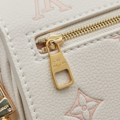 LV Pochette Métis East West