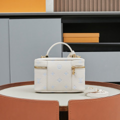 LV Vanity Chain Pouch