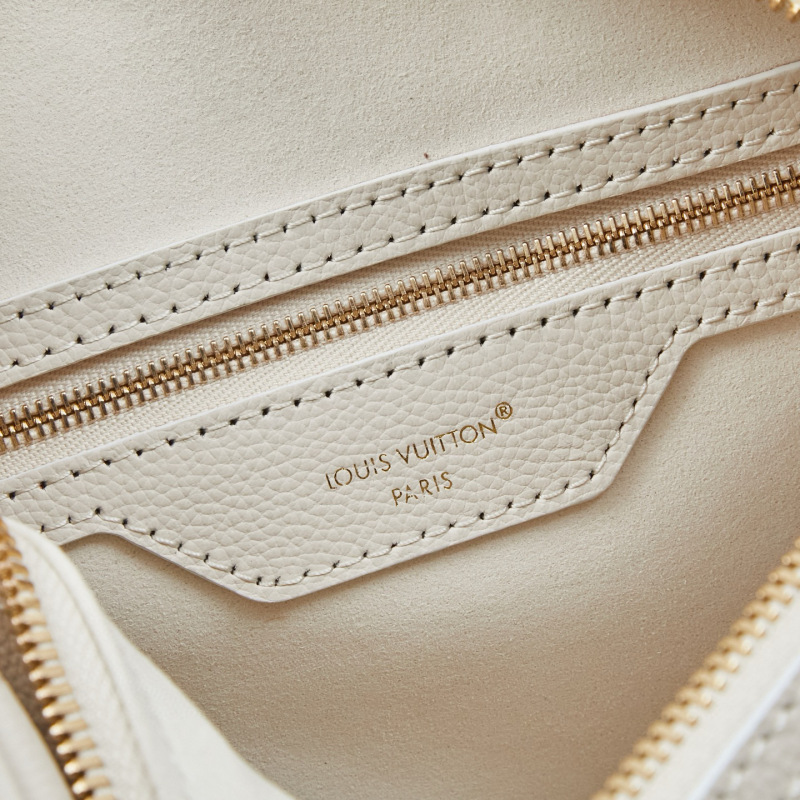 LV LV SPEEDY BANDOULIÈRE 25 Handbag