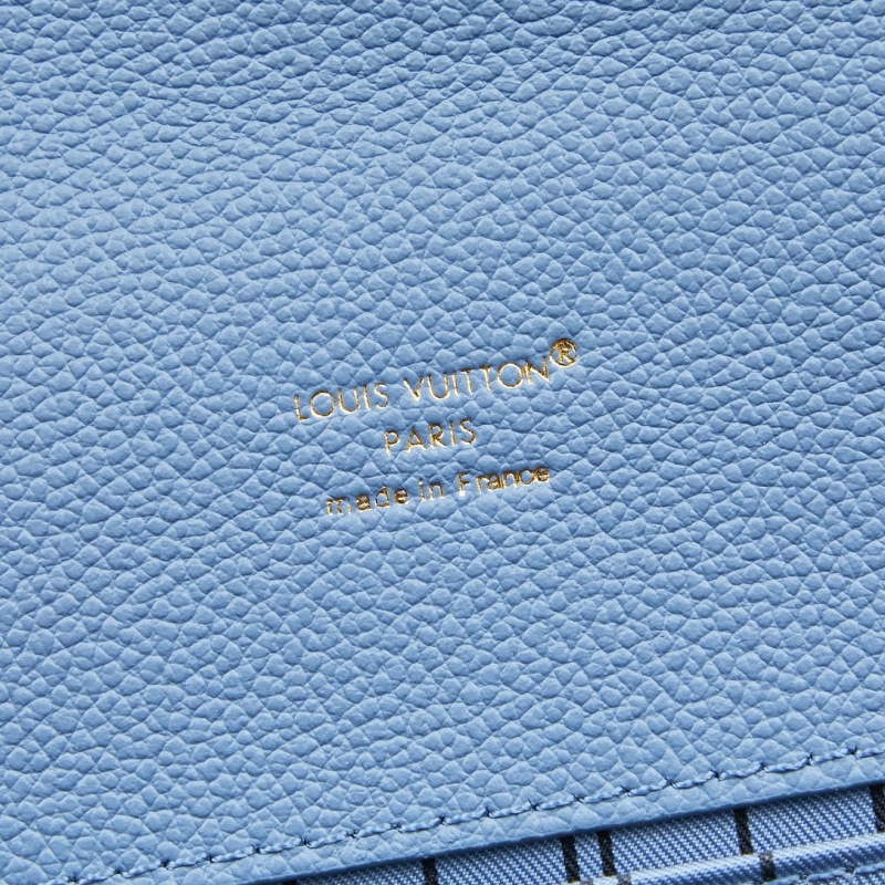 LV Pochette Métis Handbag