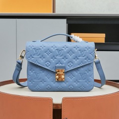 LV Pochette Métis Handbag