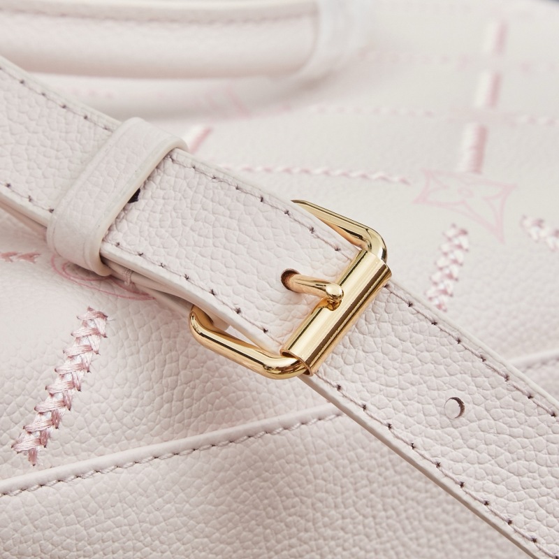 LV  OnTheGo Small Handbag