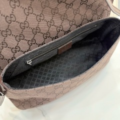 GUCCI Madison medium shoulder bag