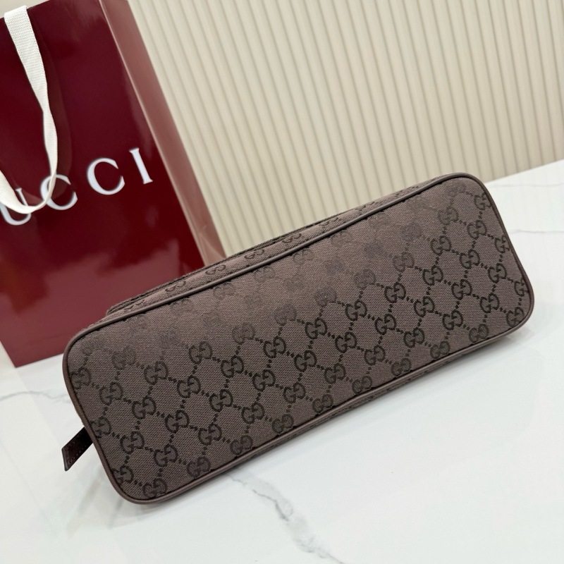 GUCCI Madison medium shoulder bag