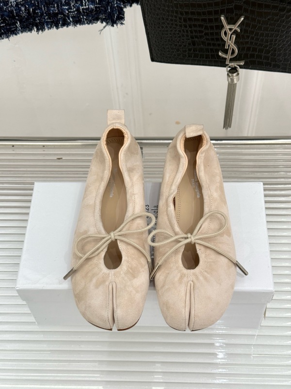 Maison Margiela Split toe Mary Jane shoes