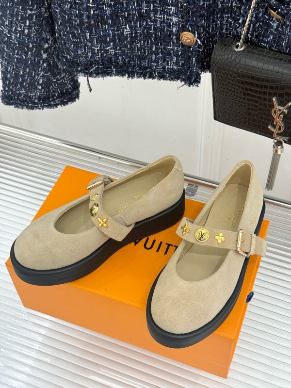 LV Thick soled Mary Jane shoes