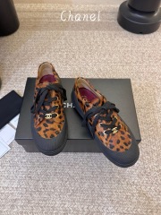 CHANEL Sneakers